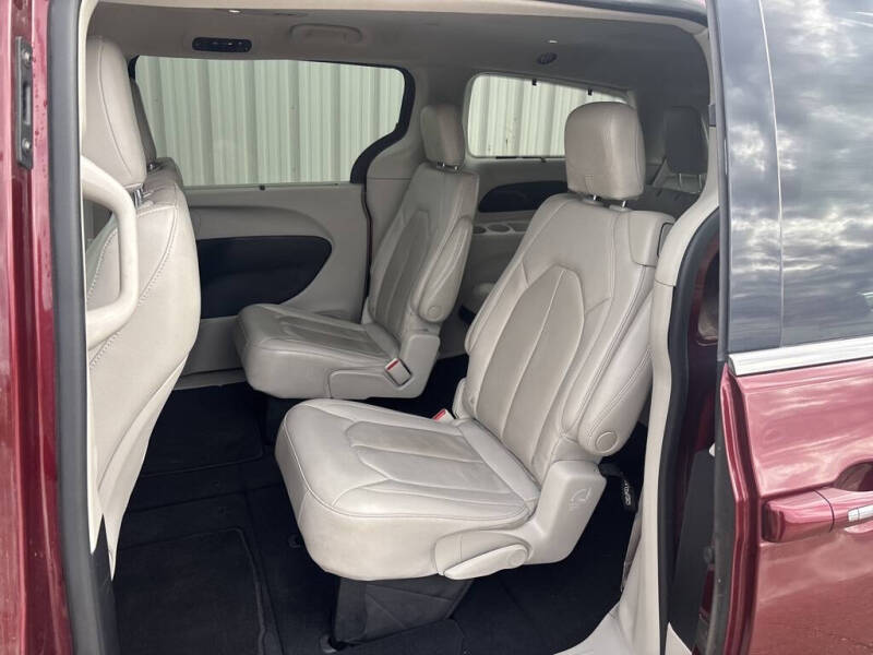 2021 Chrysler Pacifica Touring L