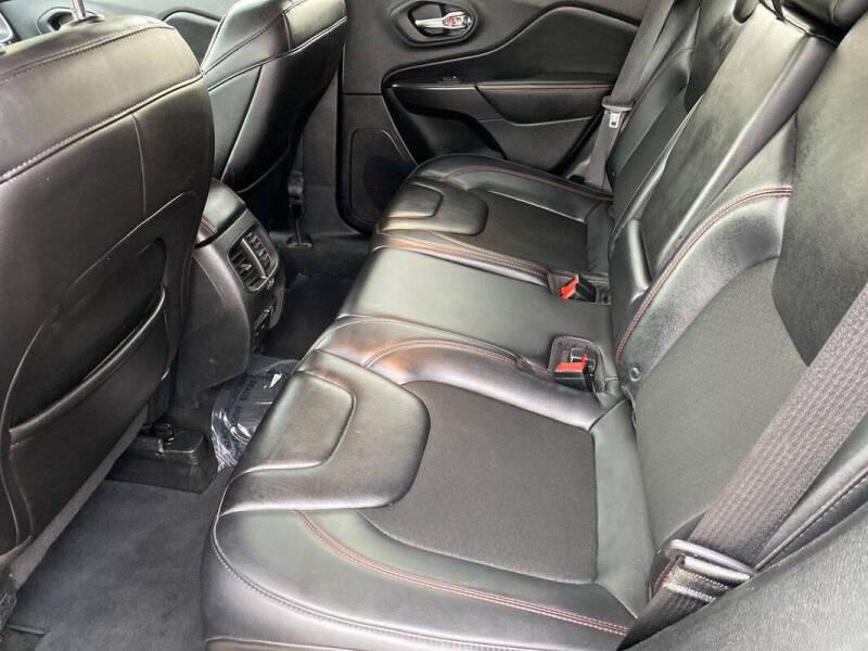 2019 Jeep Cherokee Trailhawk