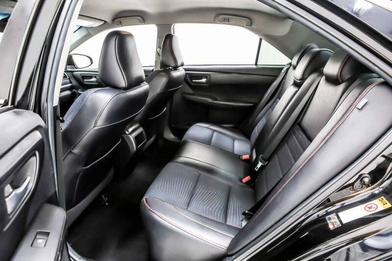 2015 Toyota Camry SE