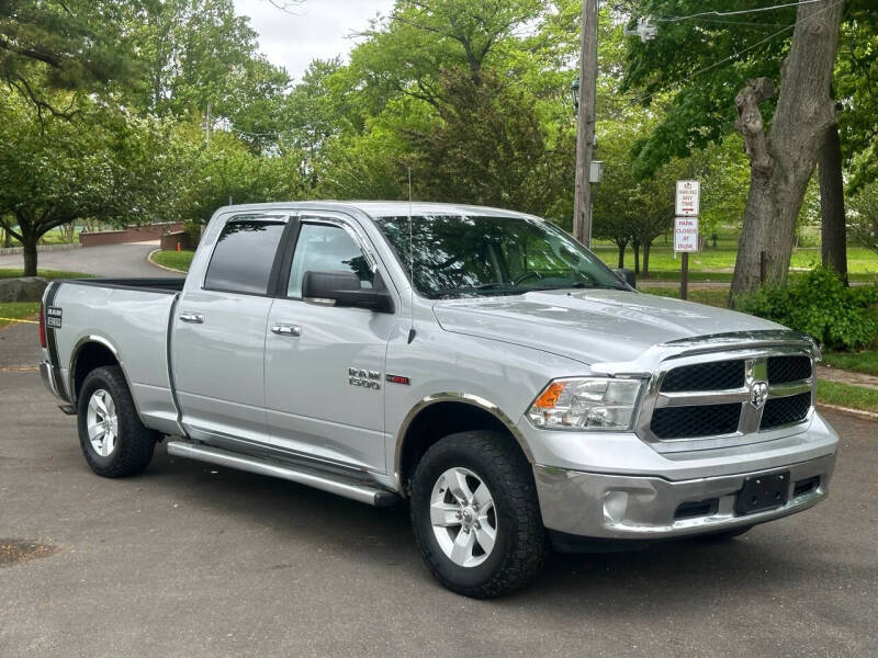 2015 RAM Ram 1500 SLT photo 4