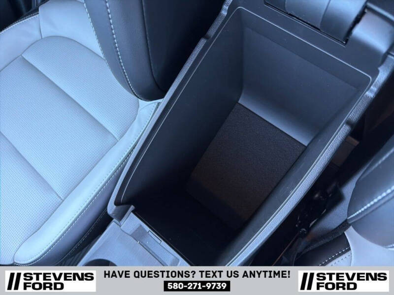 2026 Ford Escape Platinum