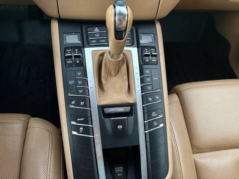 2015 Porsche Macan S