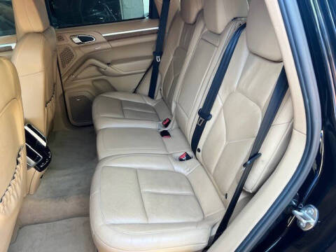 2011 Porsche Cayenne