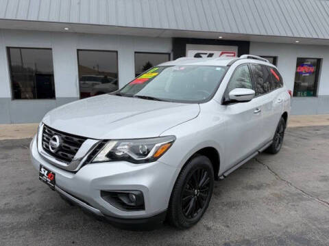 2017 Nissan Pathfinder for sale at S L G Auto LLC in Dodge City KS