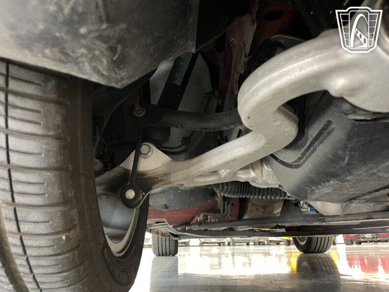 2004 Ford Thunderbird Deluxe