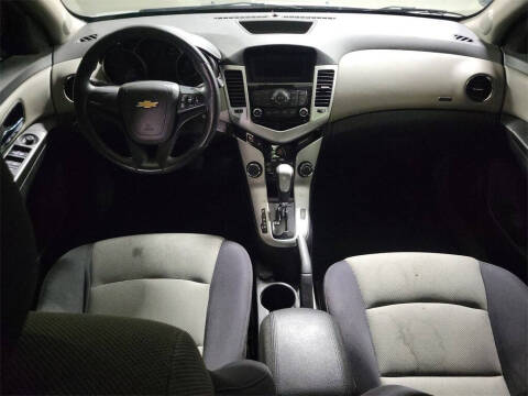 2014 Chevrolet Cruze LS Auto