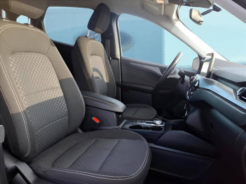 2023 Ford Escape Hybrid Active