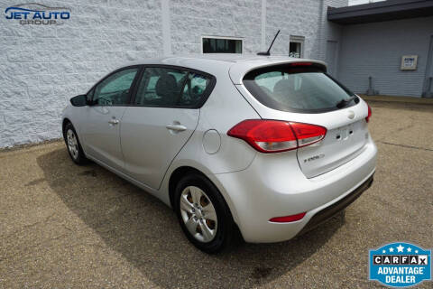 2017 Kia Forte5 LX