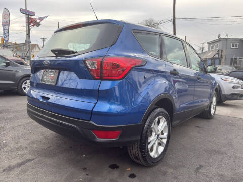 2019 Ford Escape S