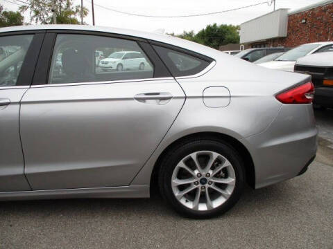 2020 Ford Fusion Hybrid SE