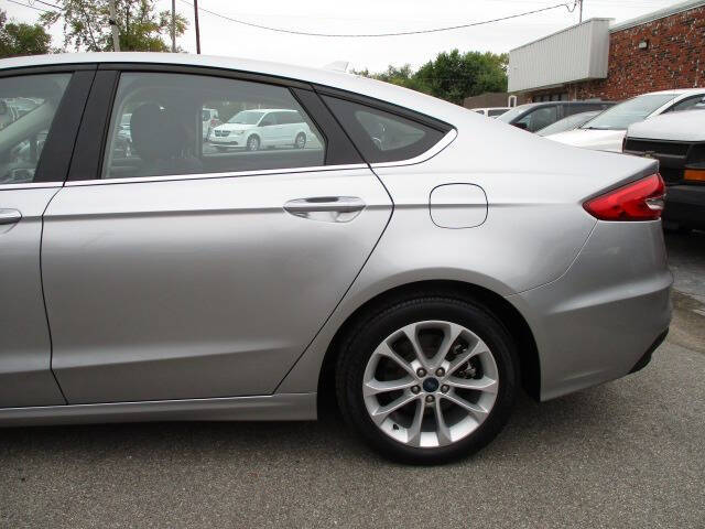 2020 Ford Fusion Hybrid SE