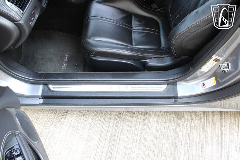 2012 Jaguar XK XKR