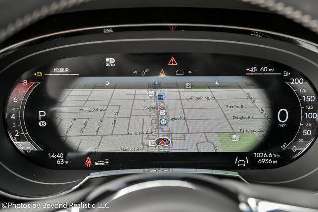 2024 Bentley Bentayga Hybrid