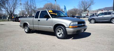 2000 Chevrolet S-10 for sale at RPM Motor Company in Waterloo IA