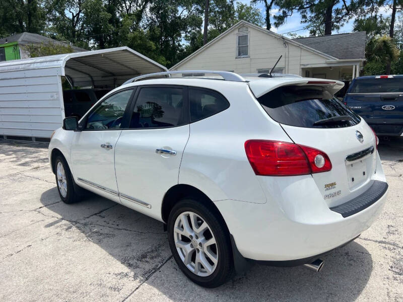 2011 Nissan Rogue SV