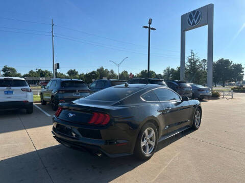 2021 Ford Mustang EcoBoost