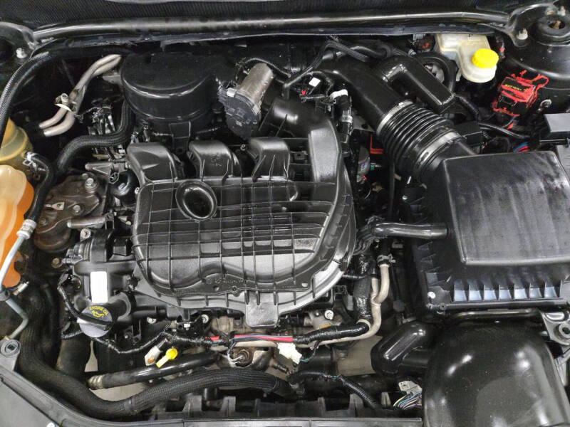 2012 Dodge Avenger SE V6