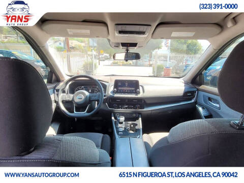 2021 Nissan Rogue SV