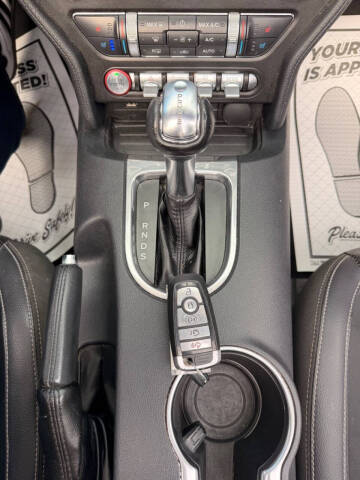 2022 Ford Mustang