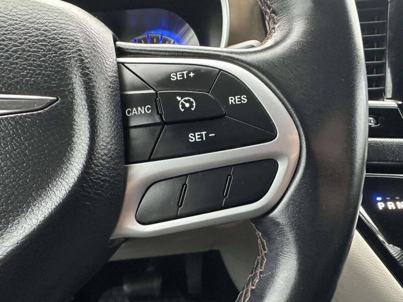 2017 Chrysler Pacifica Touring Plus