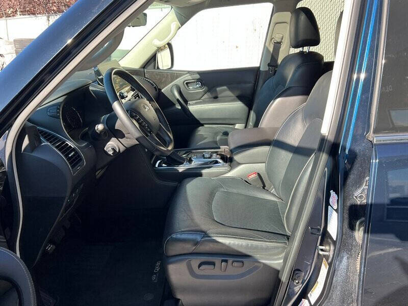 2024 Infiniti QX80 Luxe