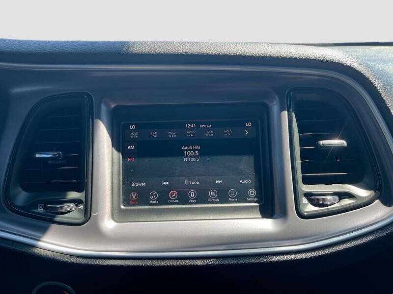 2021 Dodge Challenger SXT