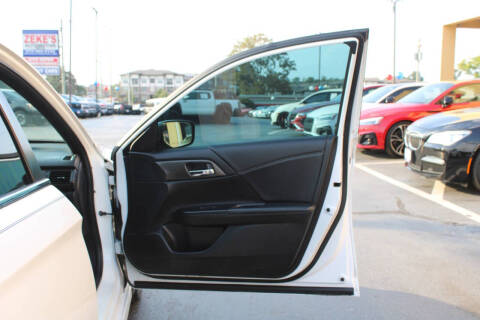 2017 Honda Accord Sport w/Honda Sensing