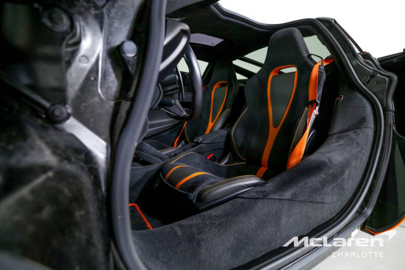 2019 McLaren 720S Performance