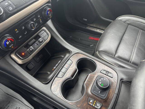 2020 GMC Acadia Denali