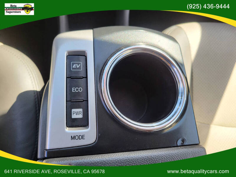 2012 Toyota Prius v Three