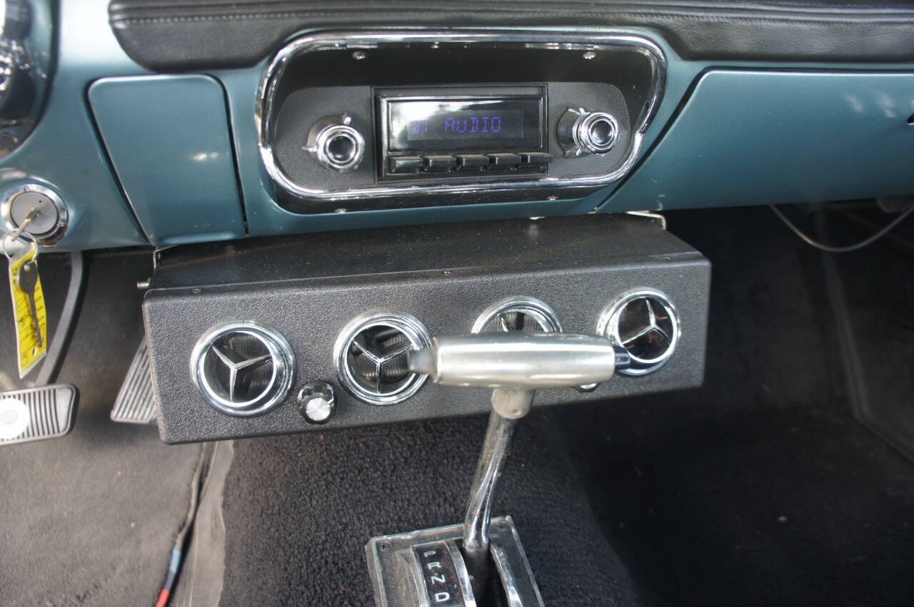 1967 Ford Mustang 10