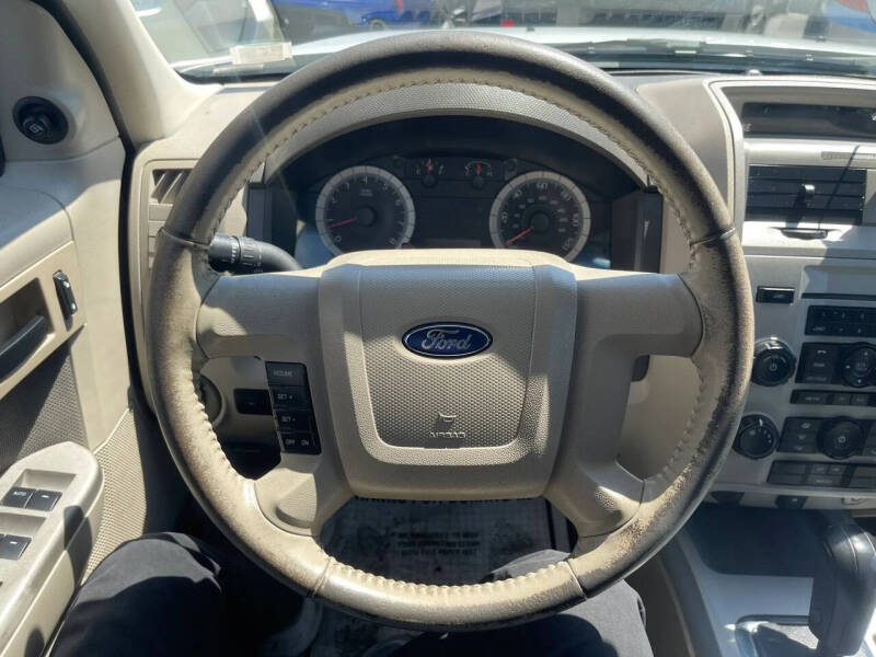 2009 Ford Escape XLT