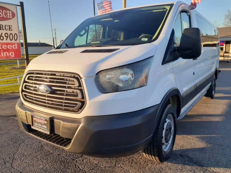 2016 Ford Transit XLT's photo