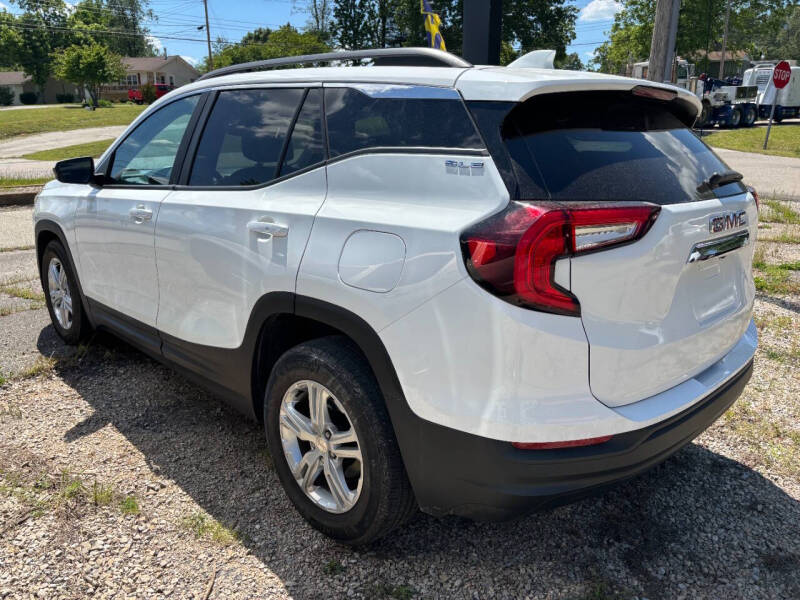 2022 GMC Terrain SLE
