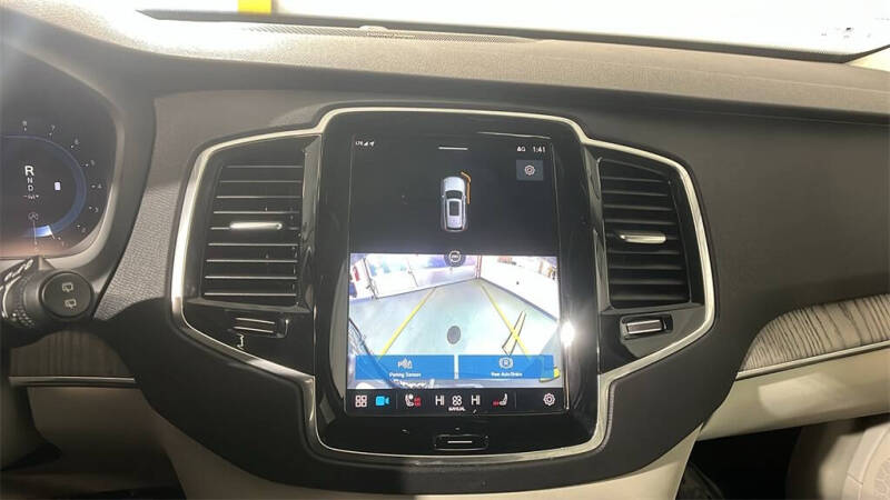 2024 Volvo XC90 B6 Plus Bright Theme 6P