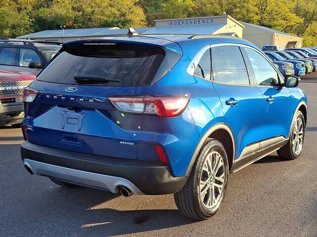 2022 Ford Escape SEL