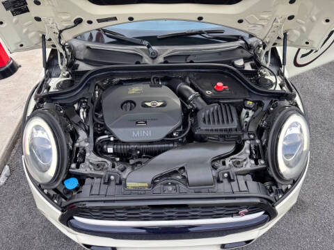 2015 MINI Hardtop 2 Door Cooper S