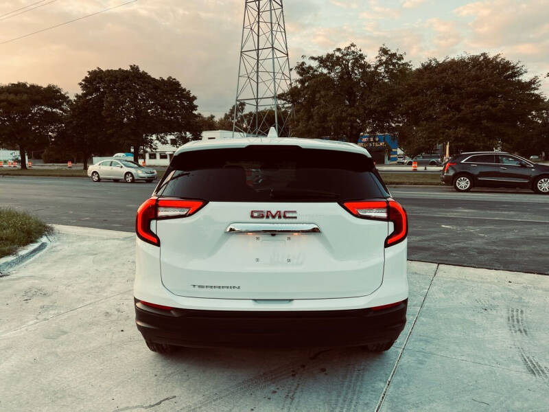 2022 GMC Terrain SLE