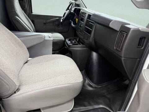 2021 Chevrolet Express 2500