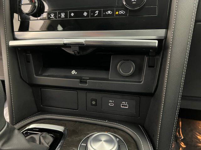 2024 Infiniti QX80 Luxe