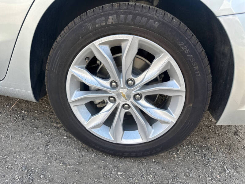 2022 Chevrolet Malibu LT