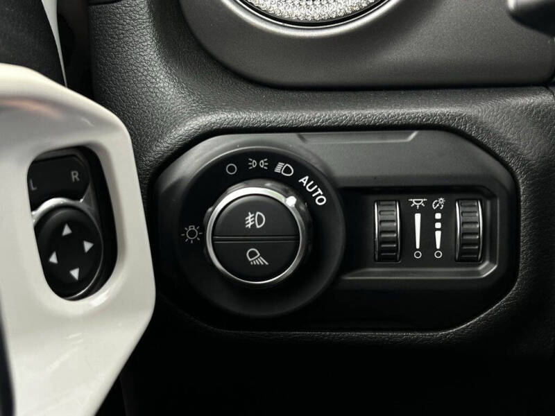 2021 Jeep Gladiator Willys