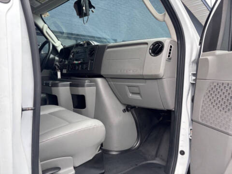 2017 Ford E350 Bucket Van