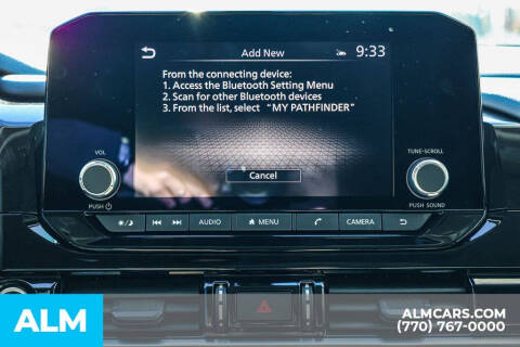 2023 Nissan Pathfinder SV