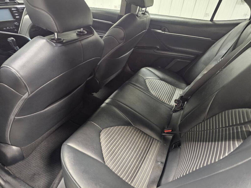 2018 Toyota Camry SE