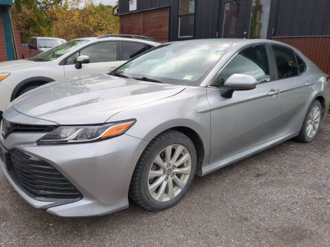 2018 Toyota Camry for sale at Village Car Company in Hinesburg VT