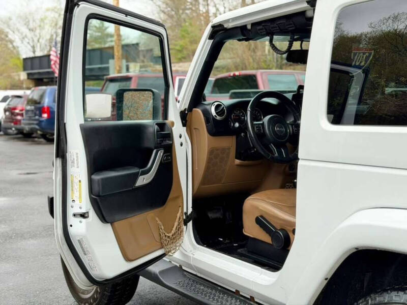 2014 Jeep Wrangler Sahara