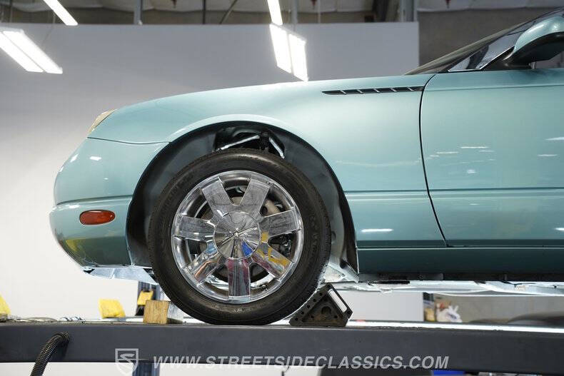 2002 Ford Thunderbird Deluxe