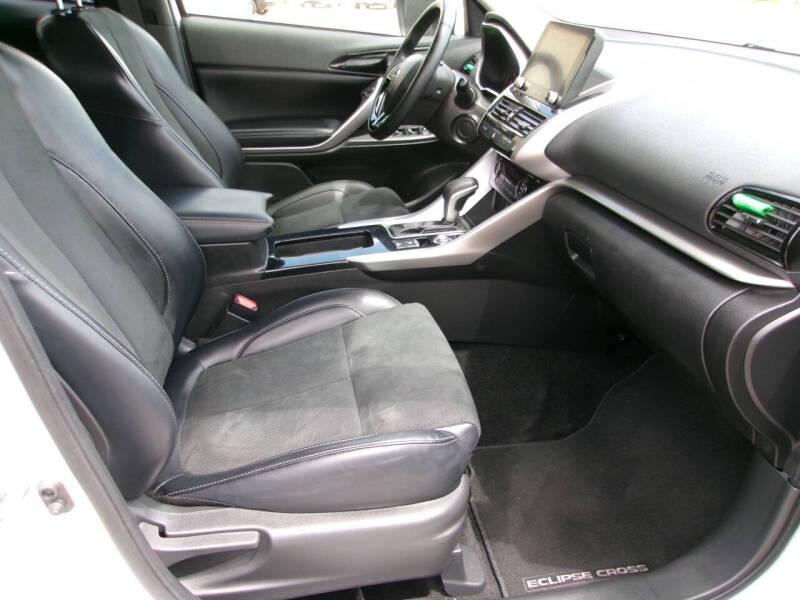 2025 Mitsubishi Eclipse Cross SE