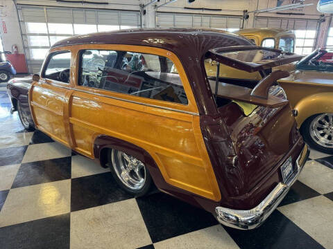 1949 Ford Custom Woody Wagon